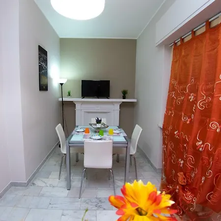 Quiet & Cozy - In The Heart Of The City Apartment *